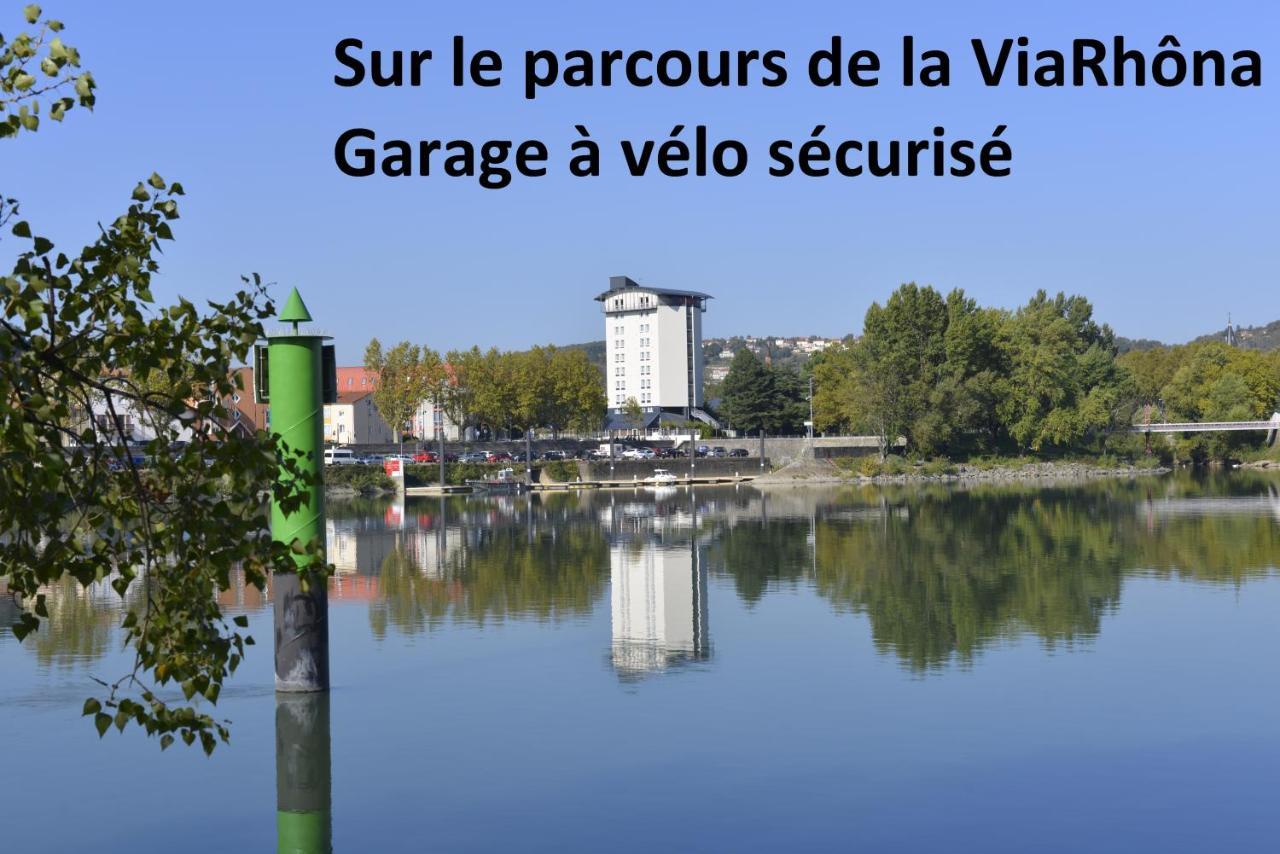 Kyriad Hotel Lyon Givors Exterior photo