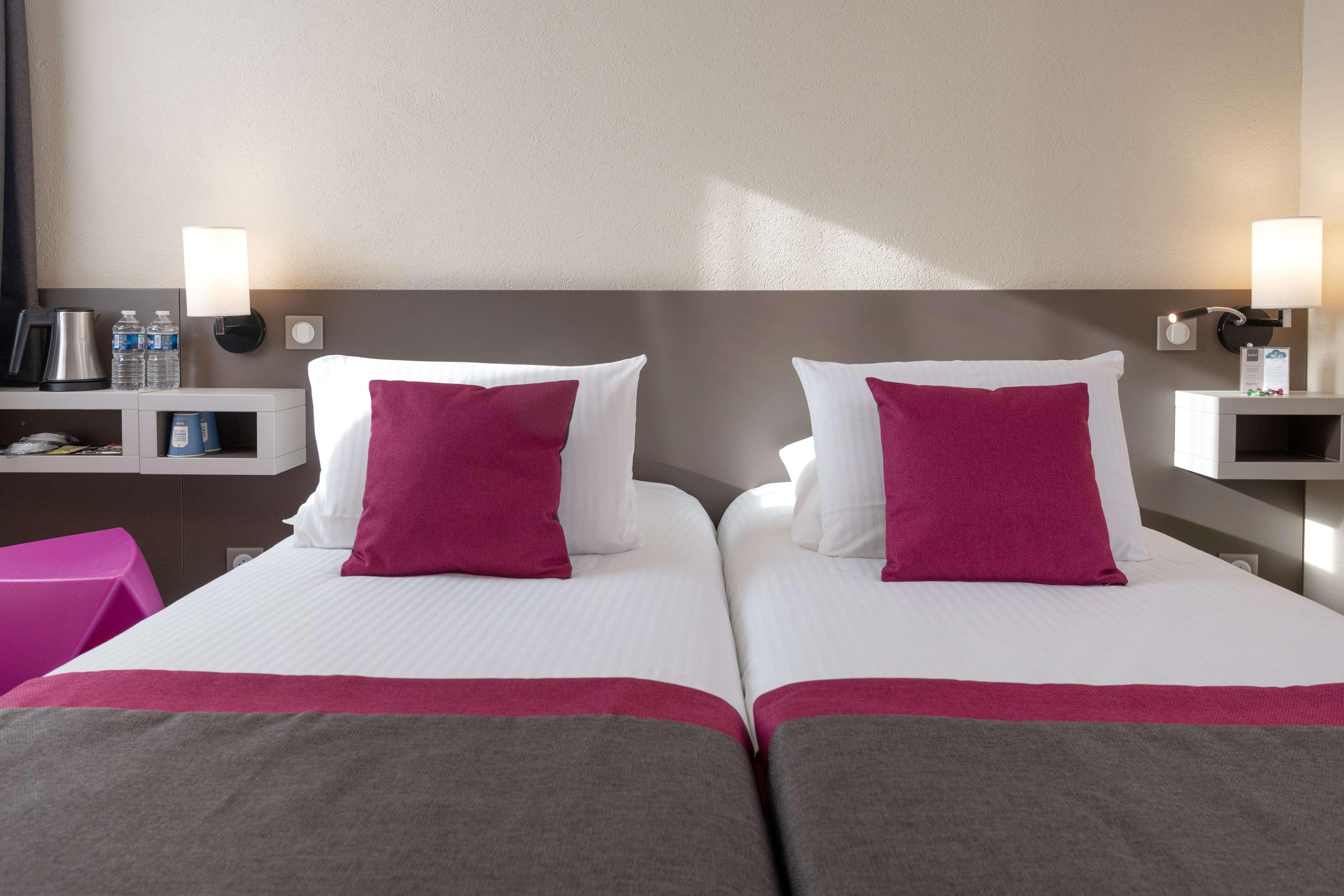 Kyriad Hotel Lyon Givors Exterior photo