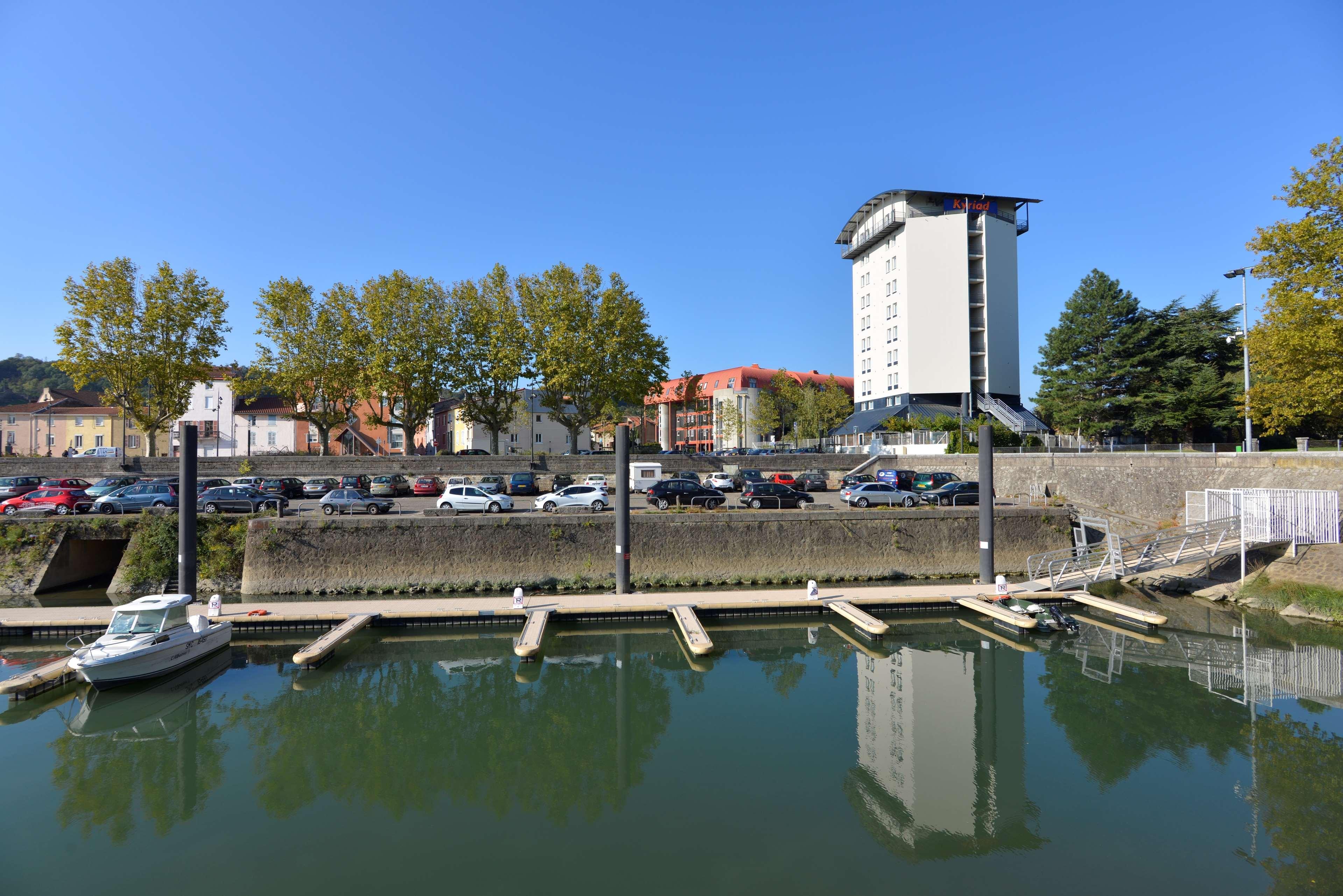 Kyriad Hotel Lyon Givors Exterior photo